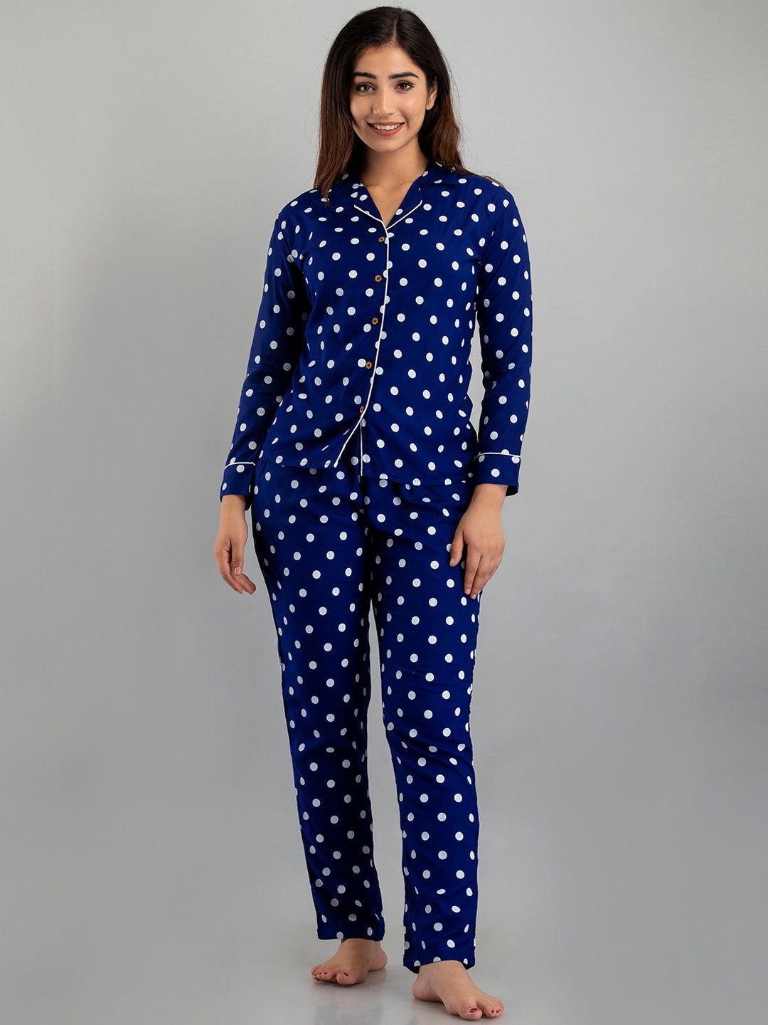 

FERANOID Women Blue & White Printed Night suit