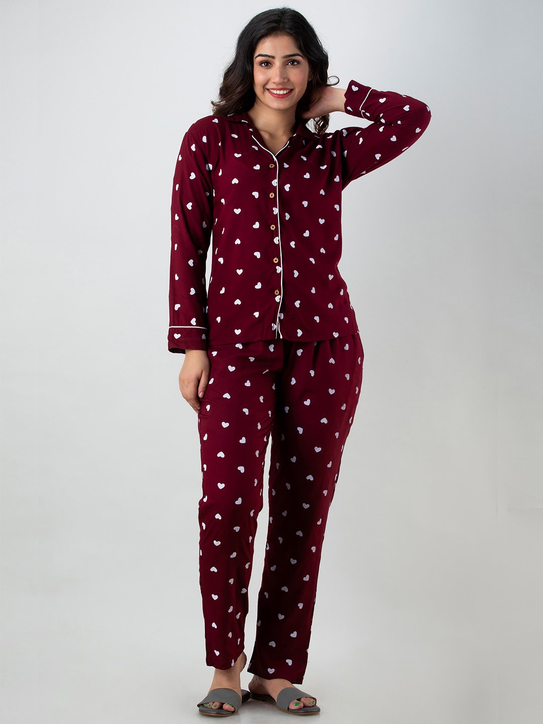 

FERANOID Women Maroon & White Printed Night suit