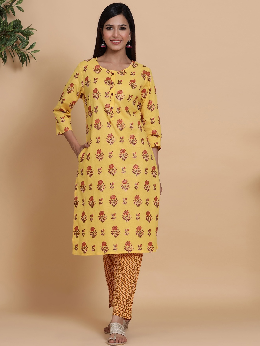 

mirari Floral Printed Pure Cotton Kurta with Trousers, Yellow