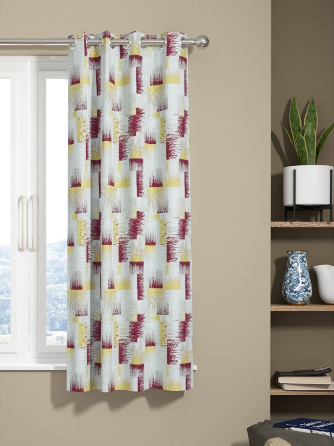 

KOPA White & Gold-Toned Room Darkening Window Curtain