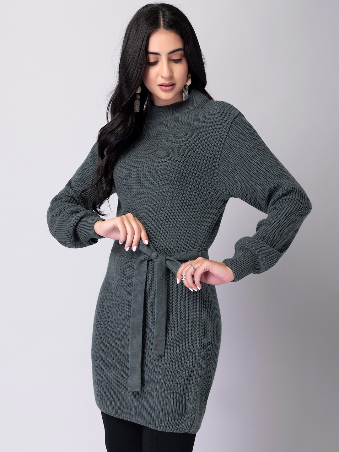 

FabAlley Women Grey Ribbed Longline Pullover Sweater