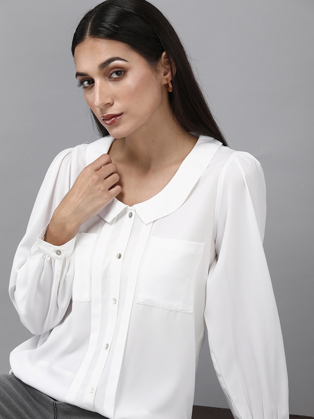 

The Roadster Lifestyle Co. Women White Peter Pan Collar solid Top