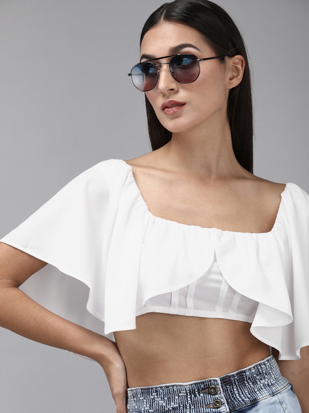 

Roadster White Solid Square Neck Cape Crop Top