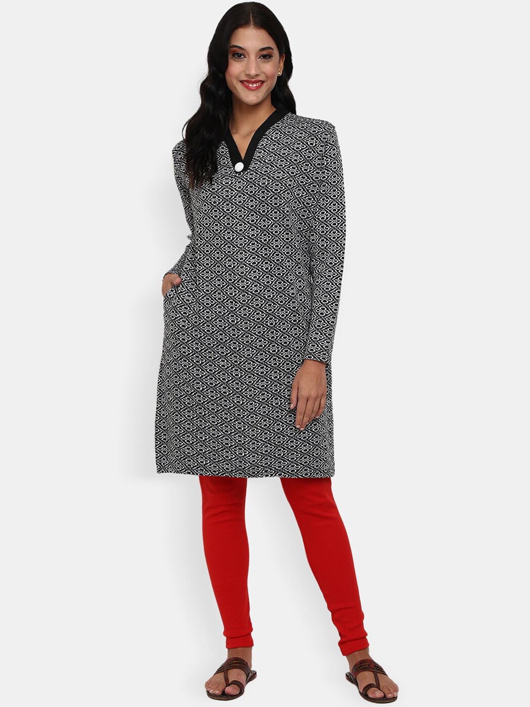 

V-Mart Women Black & White Geometric Woven Design Kurta