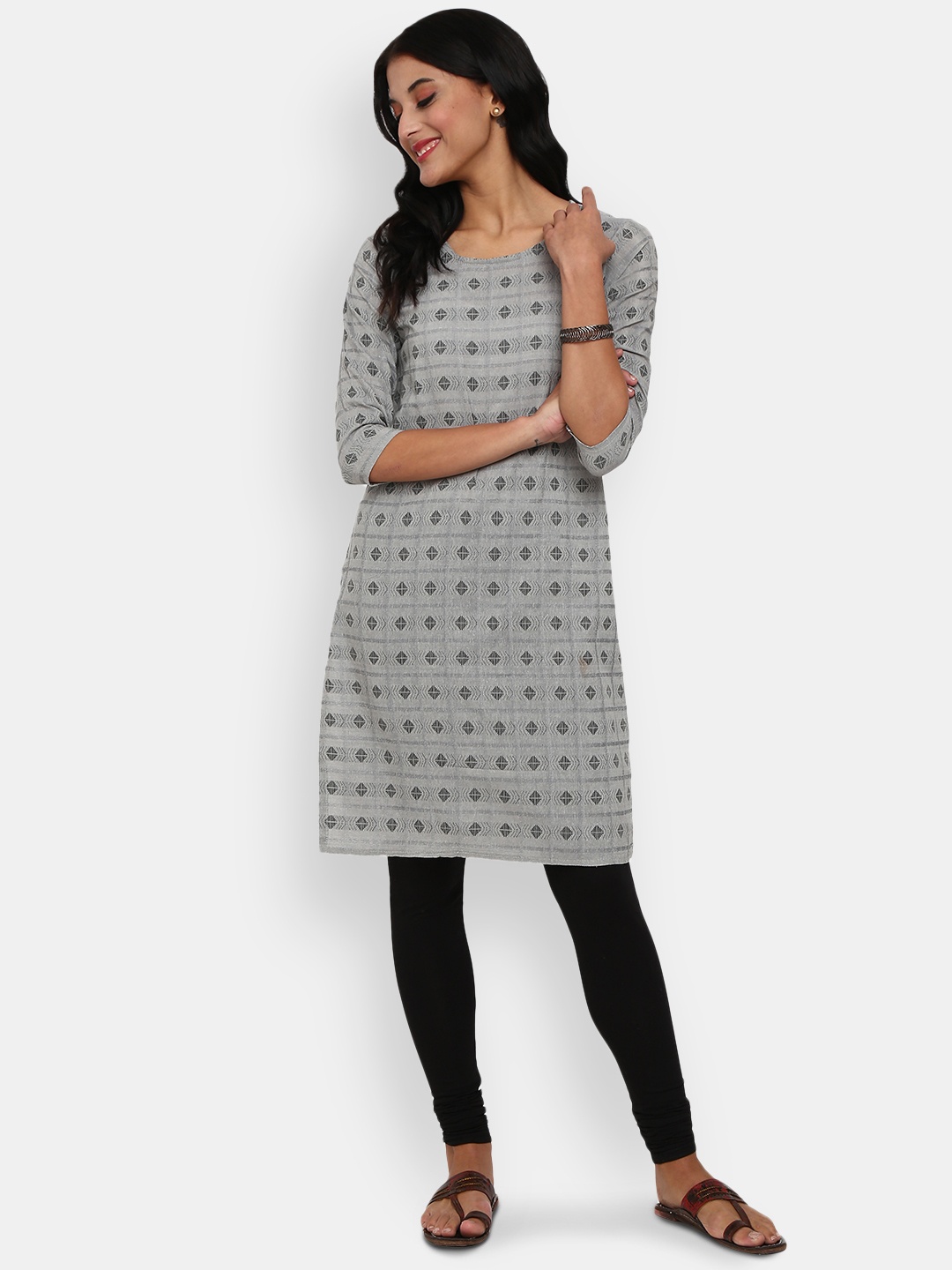 

V-Mart Women Grey Geometric Kurta
