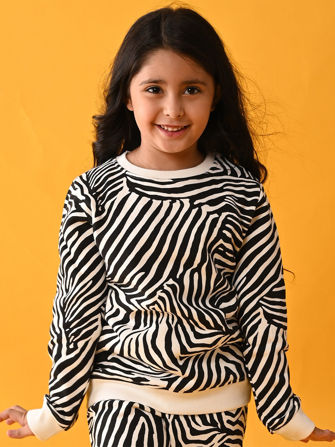 

Anthrilo Girls White & Black Striped Sweatshirt