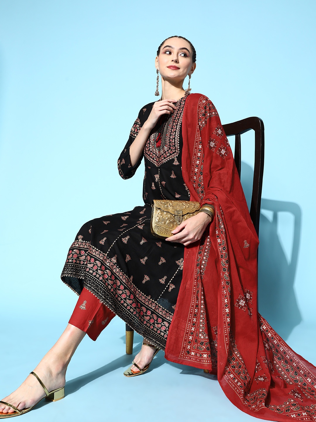 

Indo Era Women Floral Polyester Fluid Tie-Up Kurta Set, Black