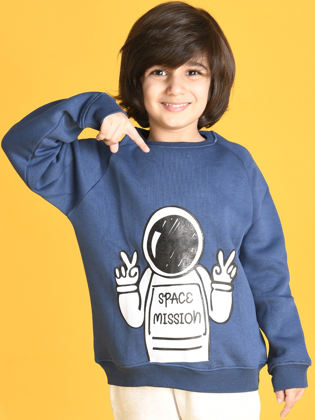 

Anthrilo Boys Navy Blue Printed Sweatshirt