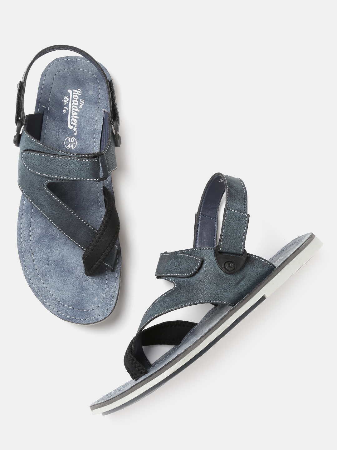 

Roadster Men Navy Sandals, Navy blue