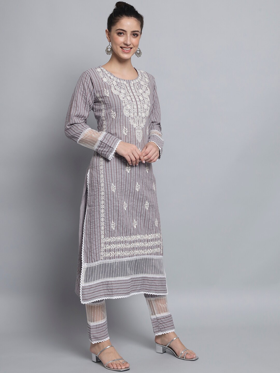 

Silai Bunai Women Grey Floral Embroidered Pure Cotton Kurta with Palazzos & With Dupatta