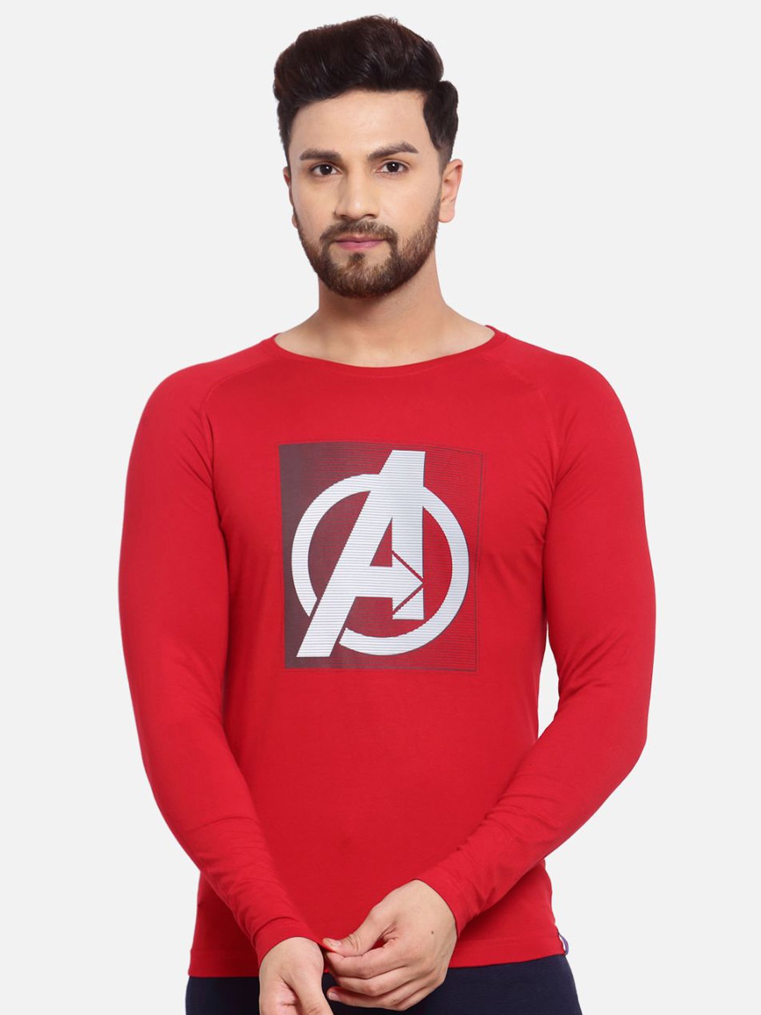 

SPORTO Men Red Avengers Printed Slim Fit T-shirt