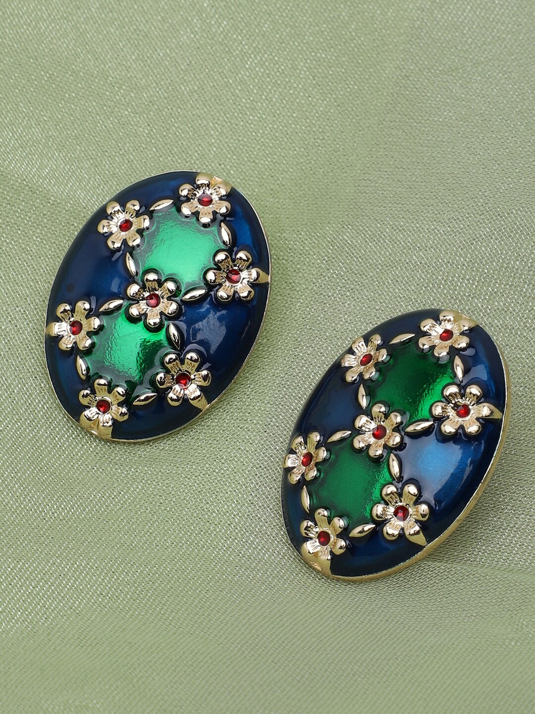 

SOHI Green Contemporary Gold Plated Studs Earrings
