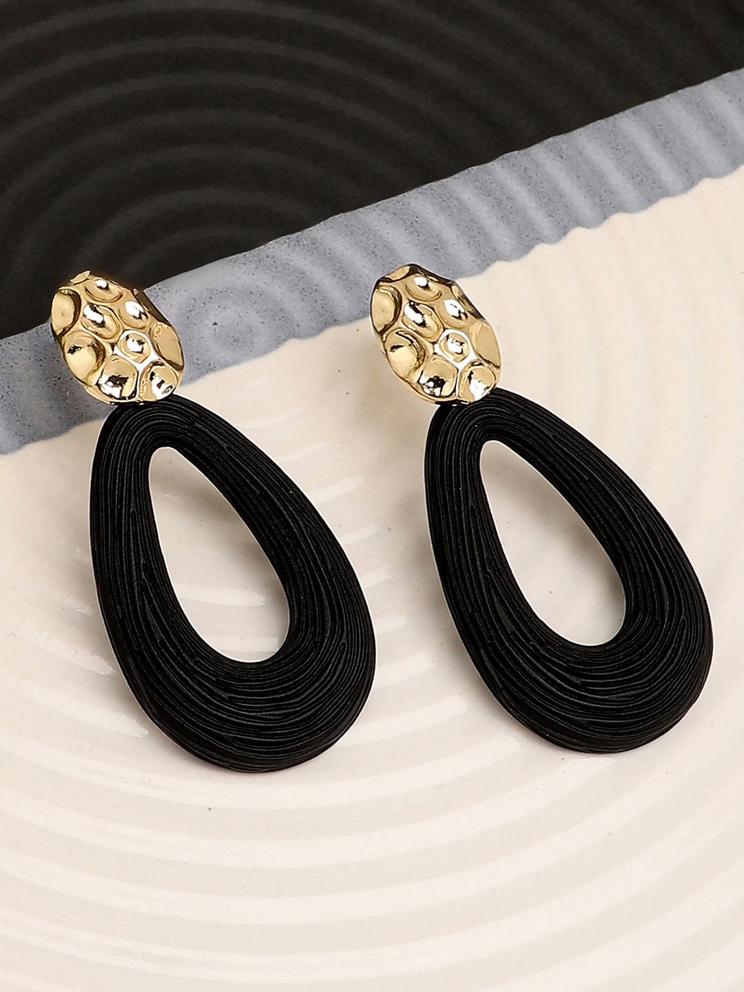 

SOHI Black & Gold-Plated Contemporary Drop Earrings