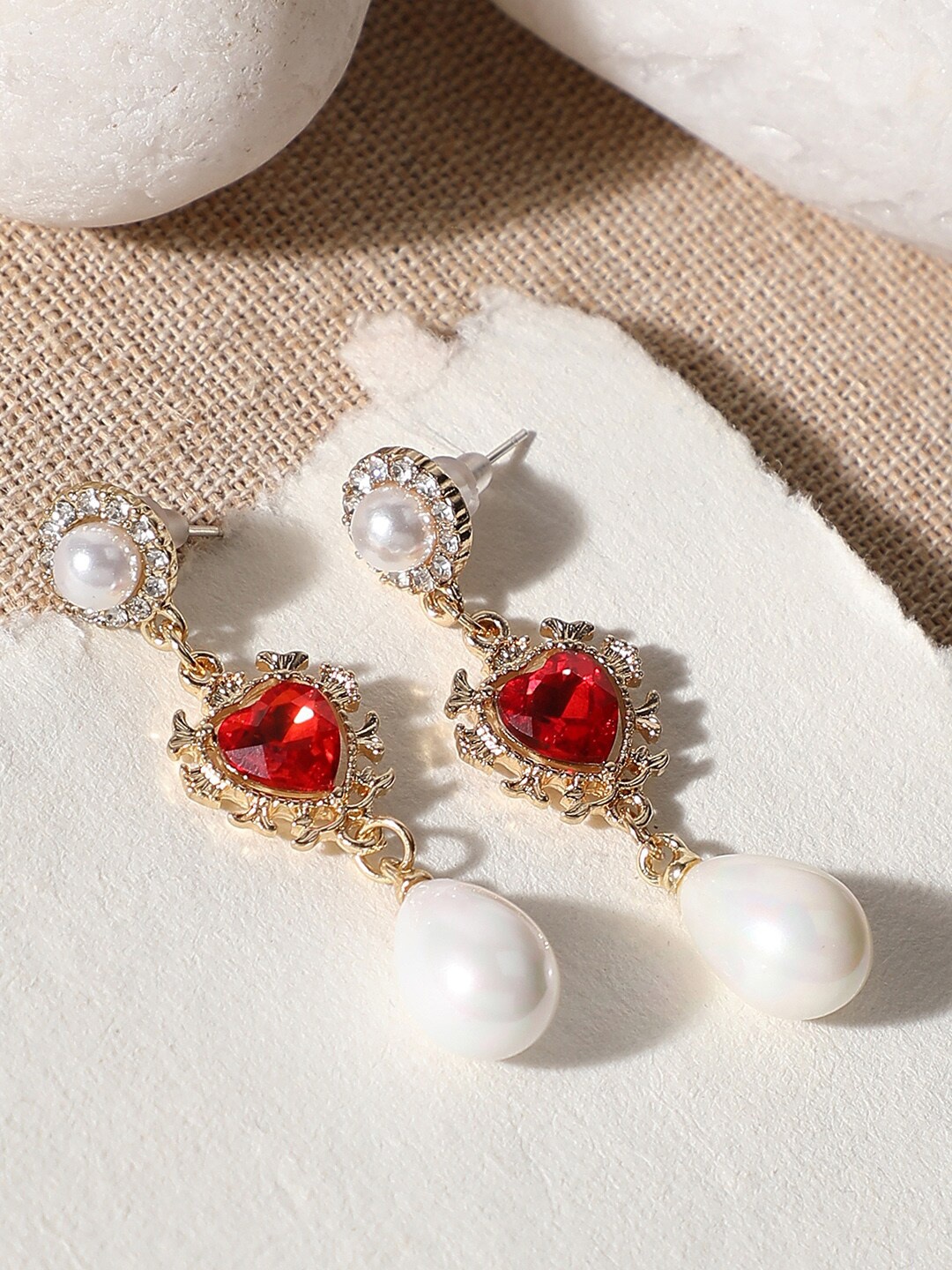 

SOHI Red Women Gold Plated Party Designer Stone and Pearls Drop Earring