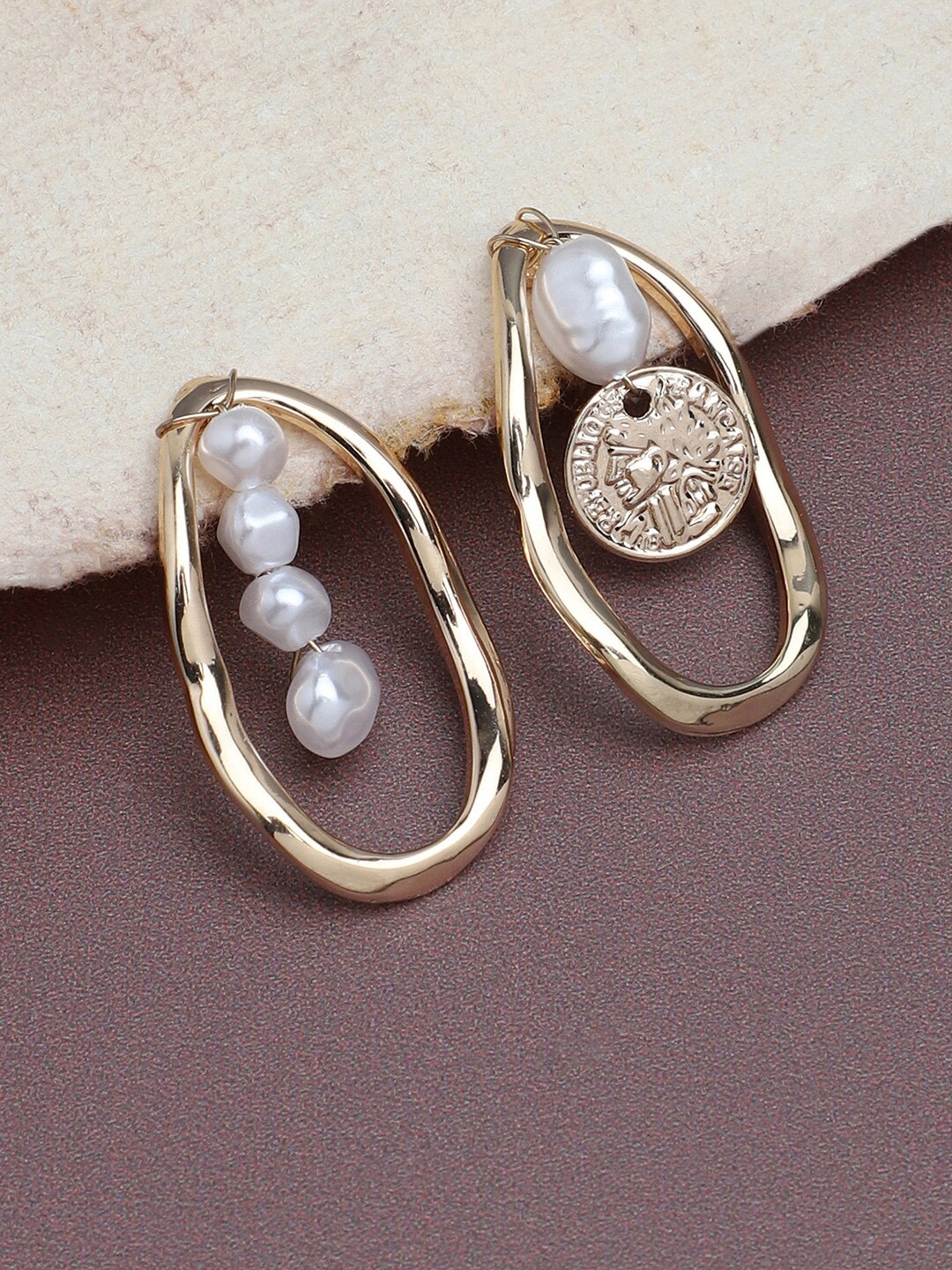 

SOHI Gold-Toned & White Contemporary Drop Earrings