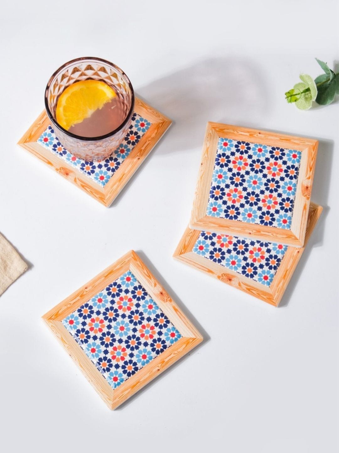 

Nestasia Set Of 4 White & Blue Printed Coasters