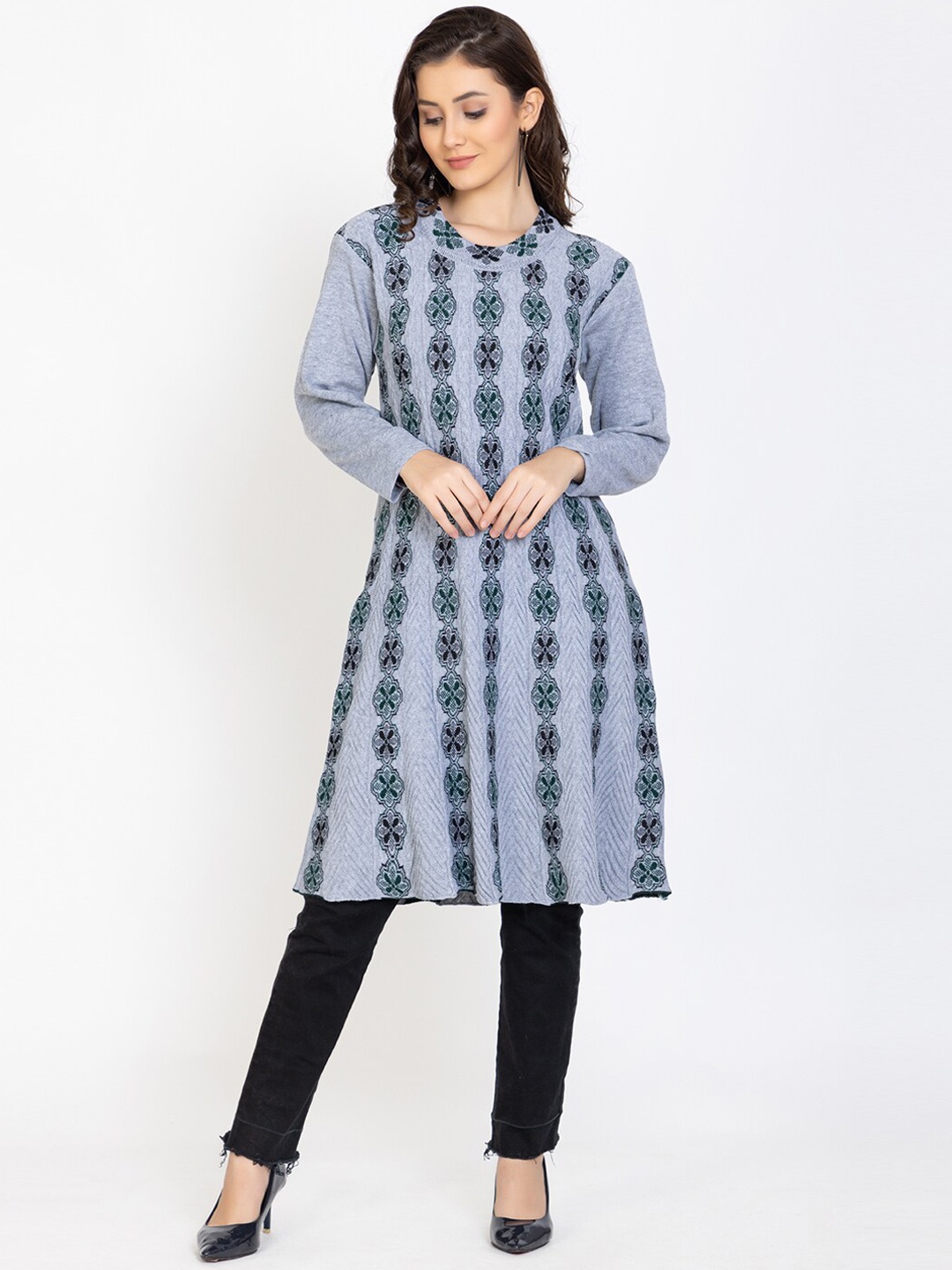 

TYSORT Floral Anarkali Woolen Kurta, Grey