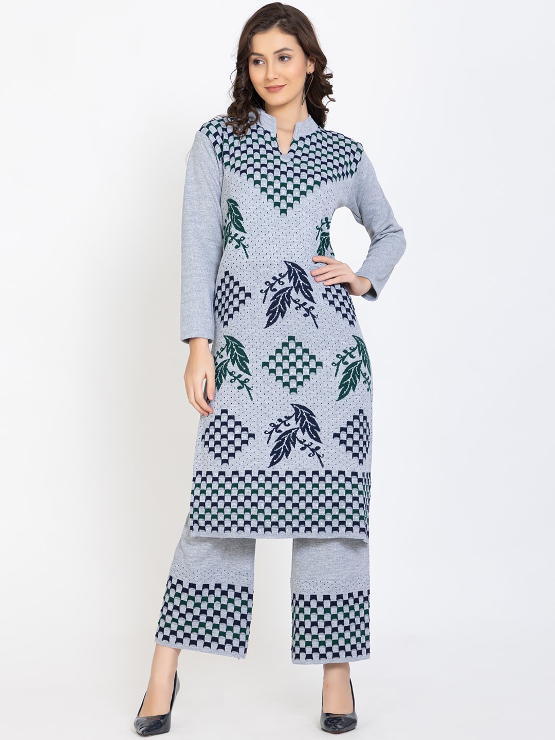 

TYSORT Madarian Neck Beads and Stones Woolen Kurta with Palazzos, Grey