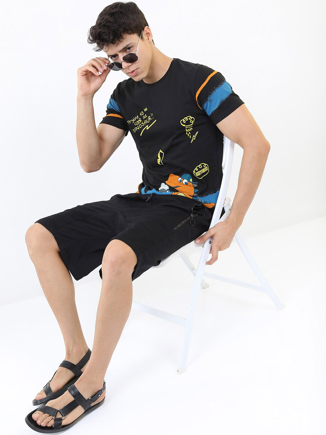 

HIGHLANDER Men Black & Blue Printed Slim Fit Cotton T-shirt