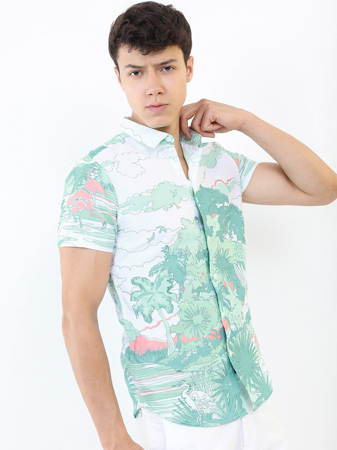 

HIGHLANDER Men White & Green Printed Cotton Casual Shirt
