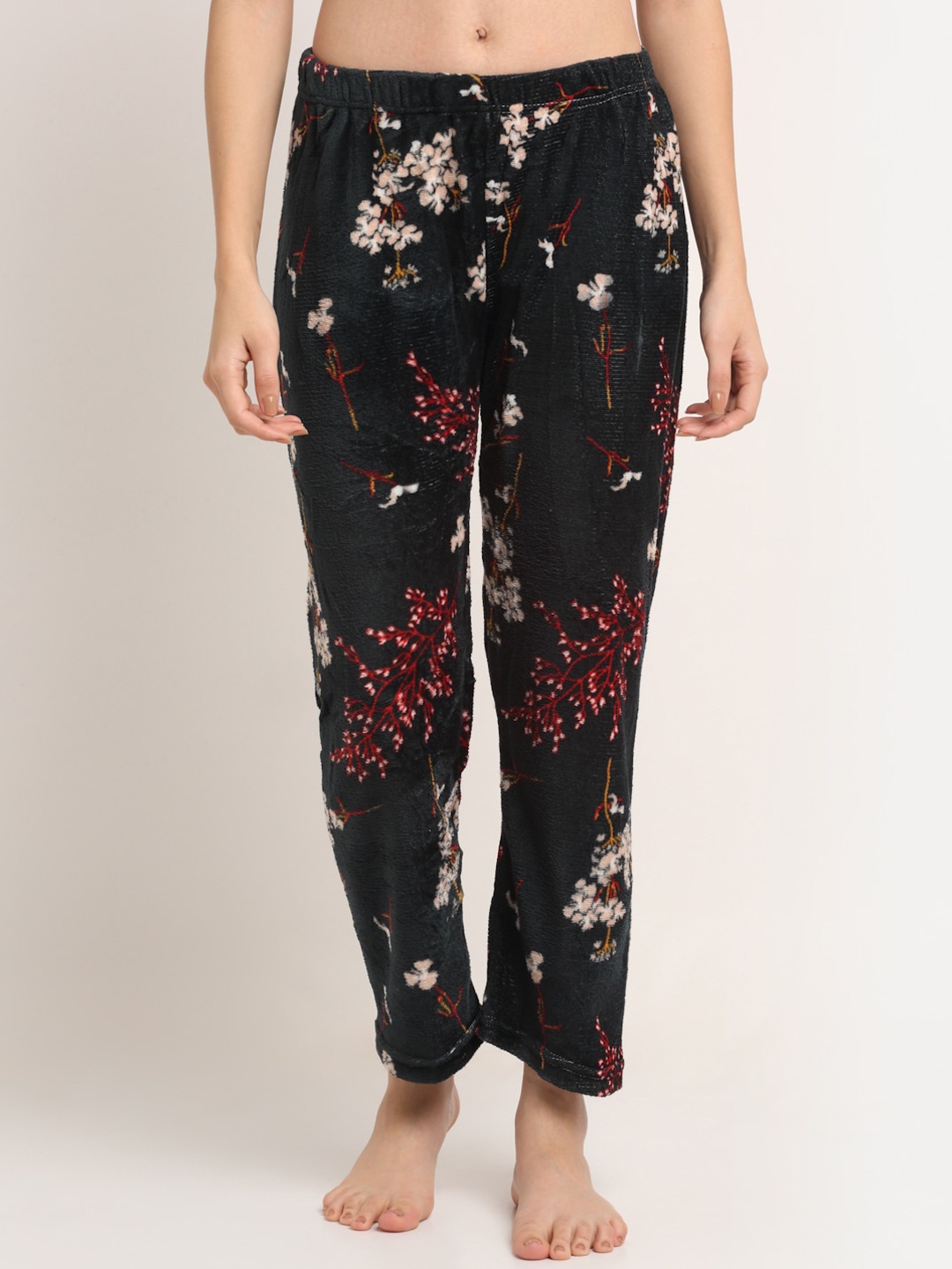 

NEUDIS Women Green Printed Lounge Pant
