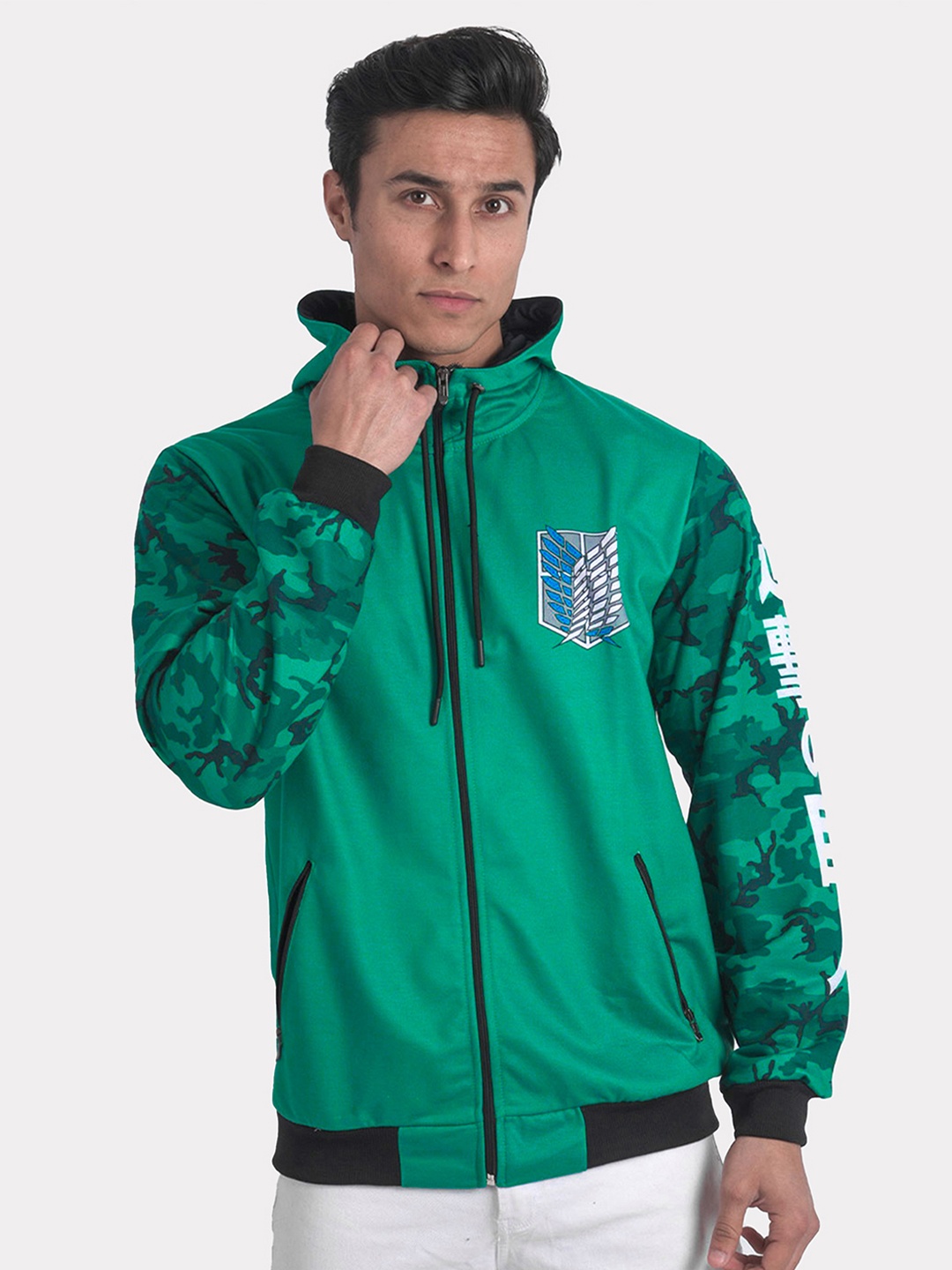 

COMICSENSE Men Anime Printed Attack on Titan Hooded Sweatshirt, Green