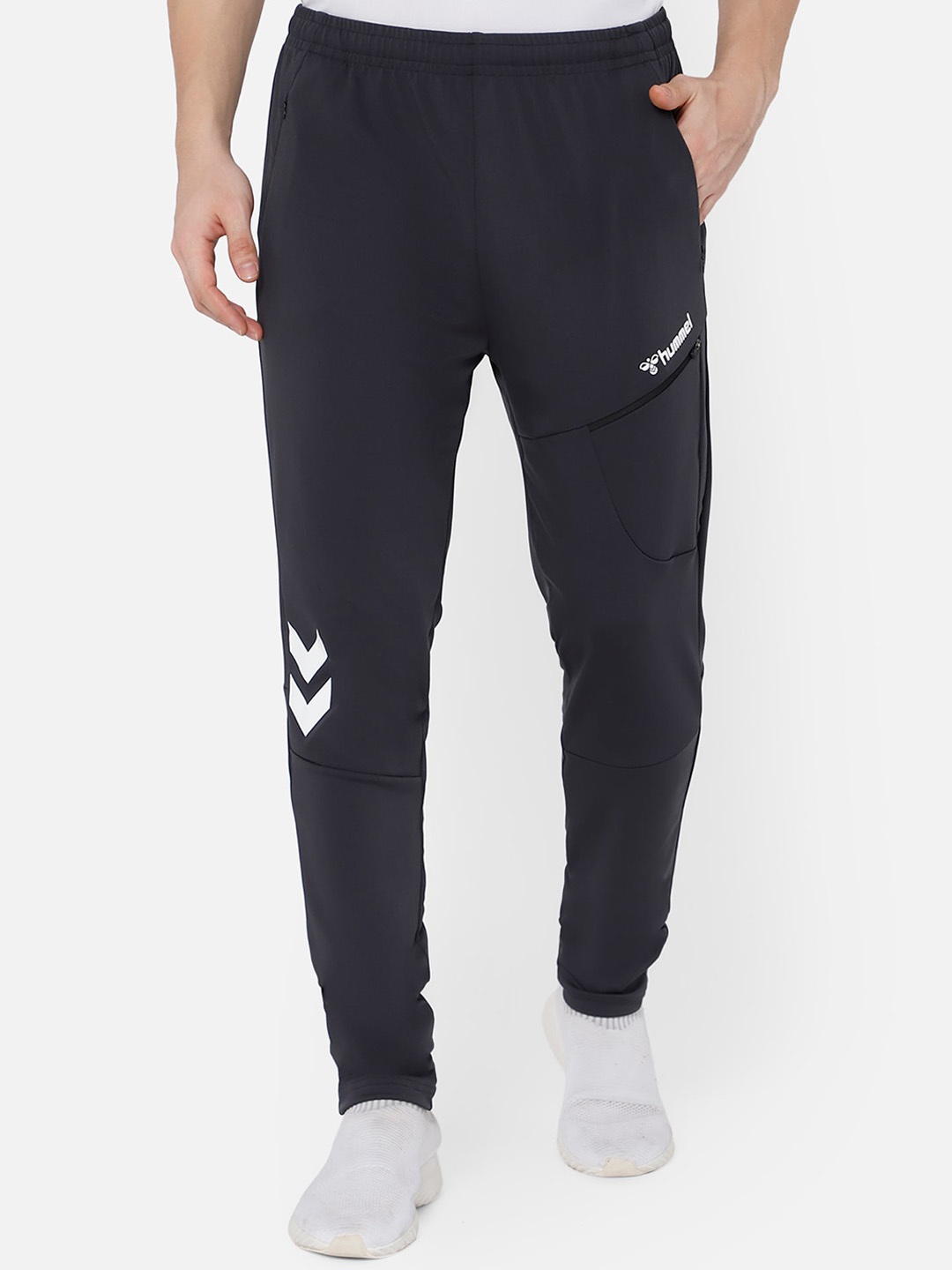 

hummel Men Grey Solid Track Pants