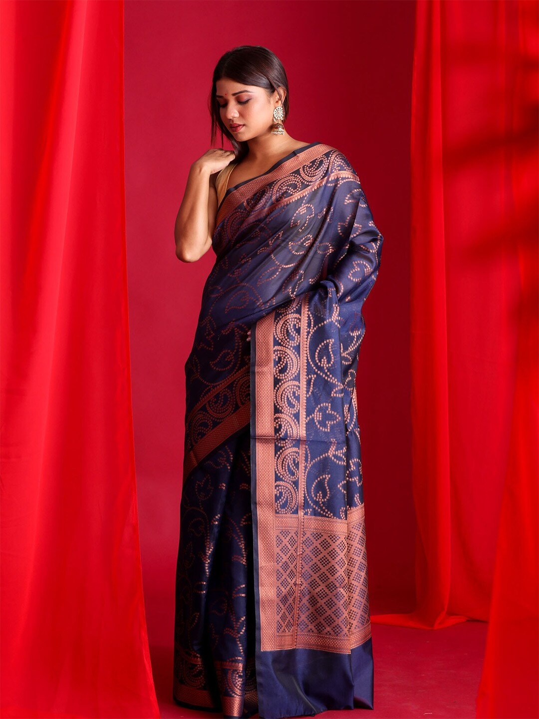 

BEATITUDE Blue & Copper-Toned Paisley Zari Silk Cotton Banarasi Saree