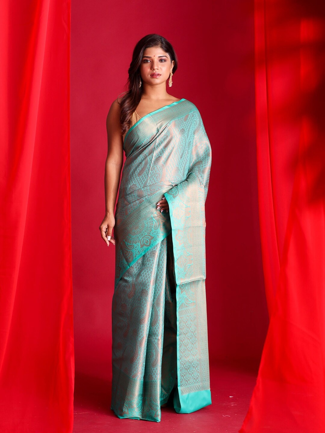

BEATITUDE Blue & Copper-Toned Woven Design Zari Brocade Banarasi Saree