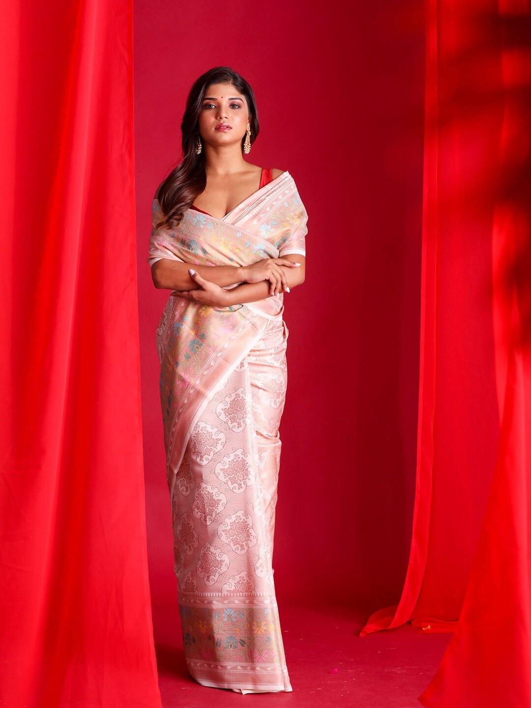 

BEATITUDE Off White & Copper-Toned Ethnic Motifs Zari Pure Cotton Banarasi Saree