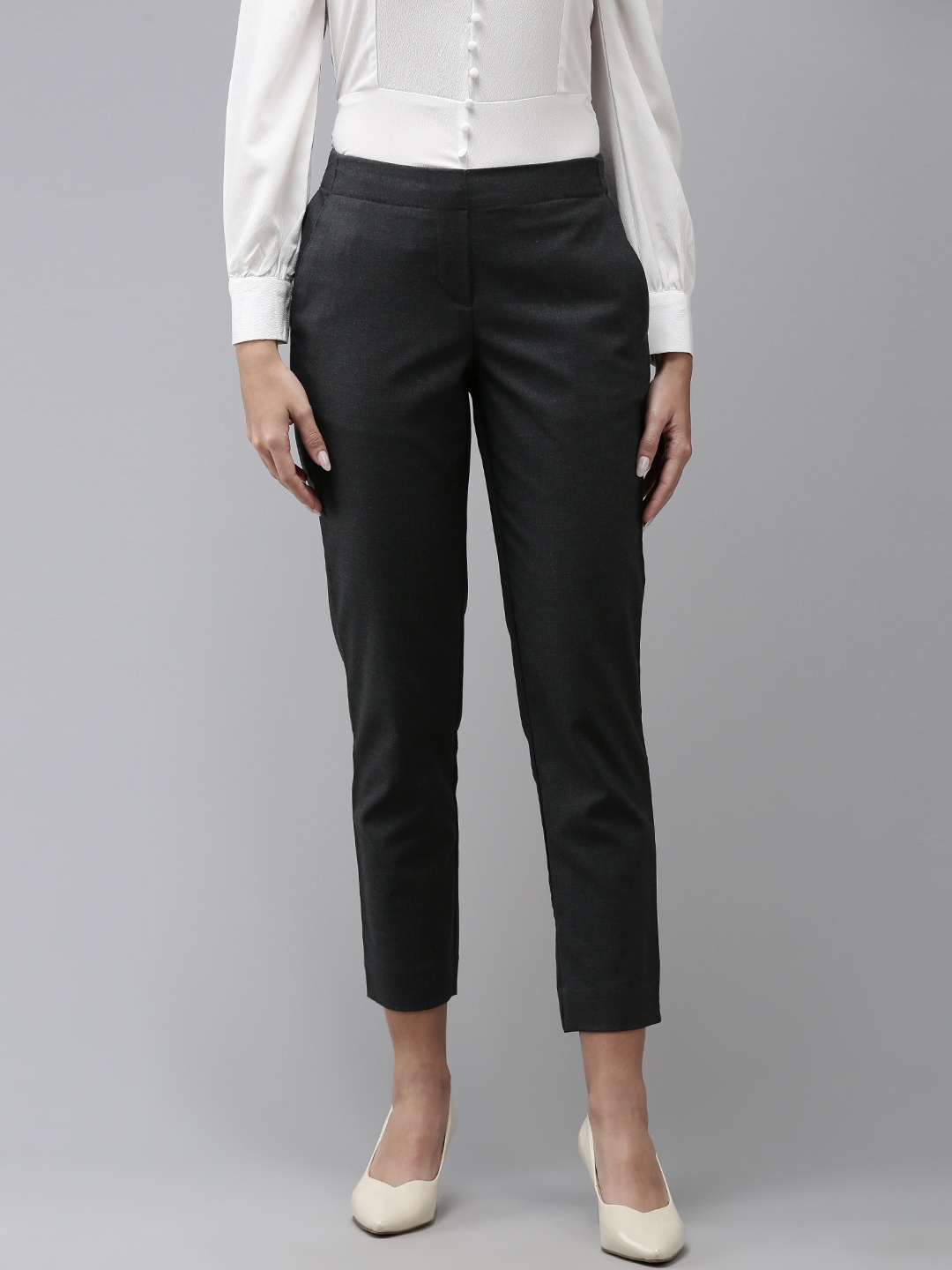 

Van Heusen Women Grey Solid Cropped Formal Trousers