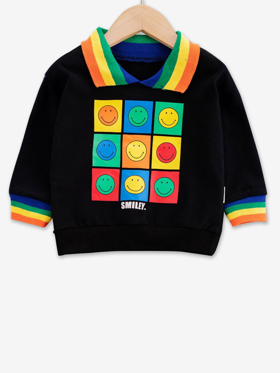 

Hopscotch Boys Black Printed Pure Cotton Sweatshirt