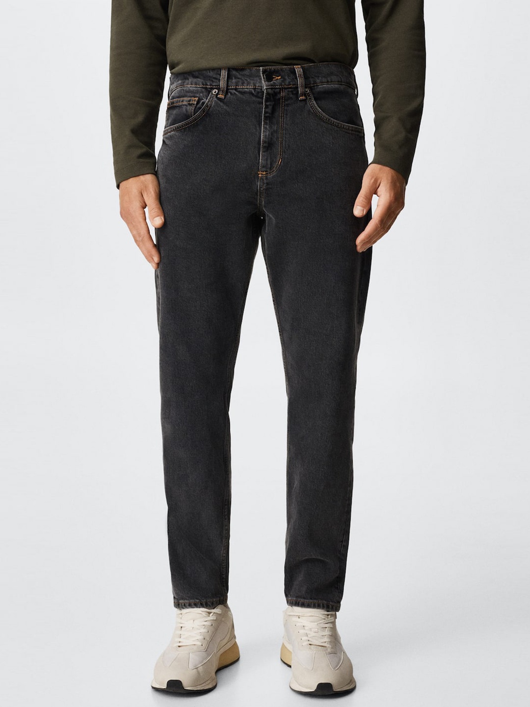 

MANGO MAN Men Charcoal Tapered Fit Sustainable Jeans
