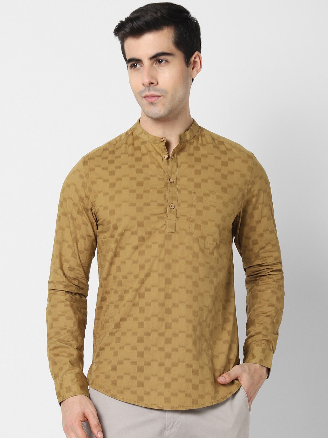 

VASTRADO Men Khaki Self Design Kurta