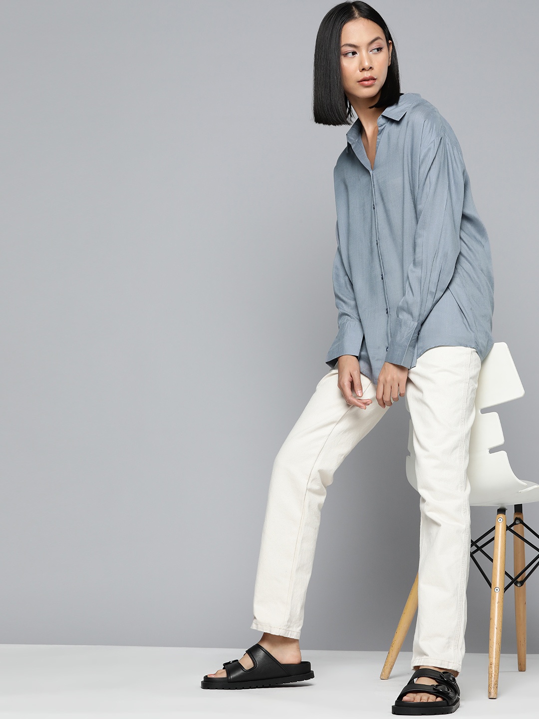 

ether Women Solid High-Low Hem Longline Casual Shirt, Grey