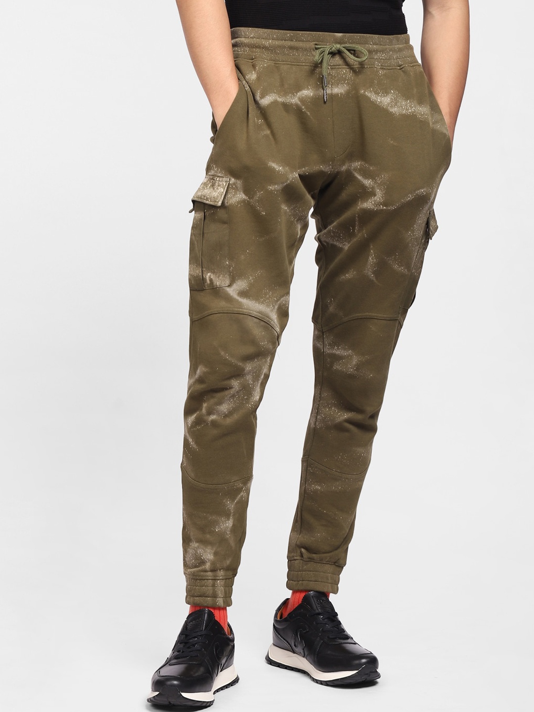 

Jack & Jones Men Green & White Printed Cotton Joggers