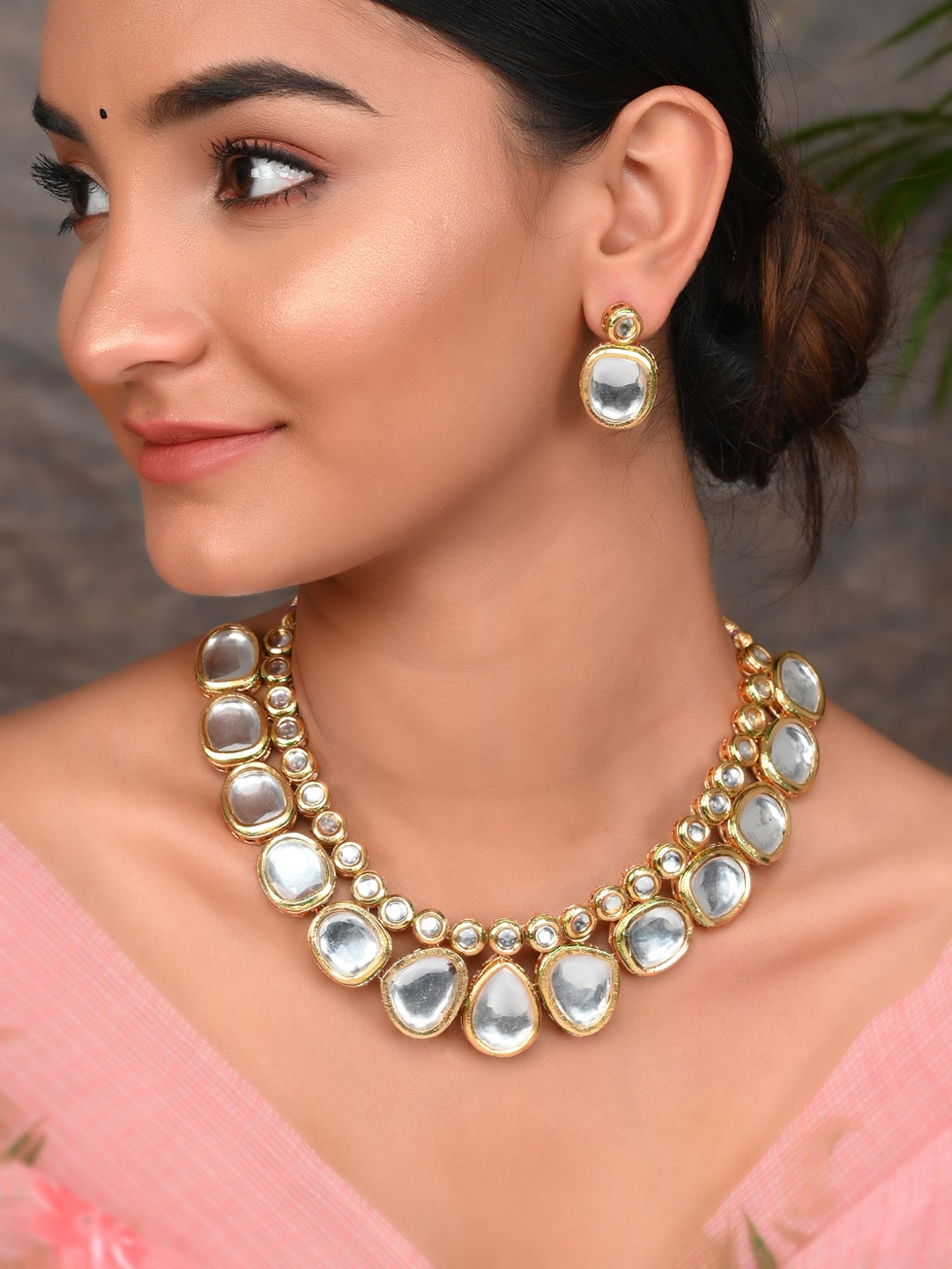 

Silvermerc Designs Gold-Plated Kundan-Studded Jewellery Set