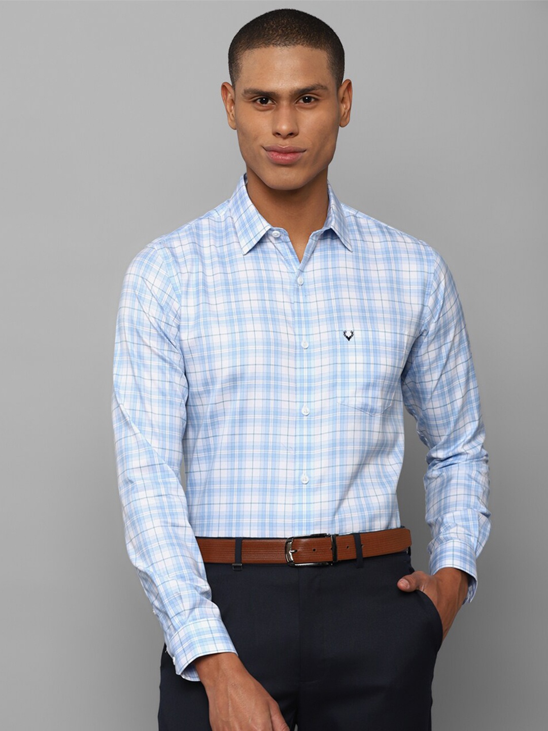 

Allen Solly Men Blue Slim Fit Checked Formal Shirt