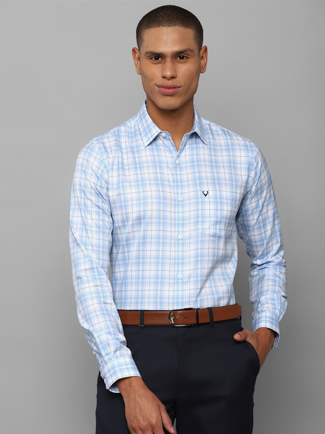 

Allen Solly Men Blue Slim Fit Checked Pure Cotton Formal Shirt