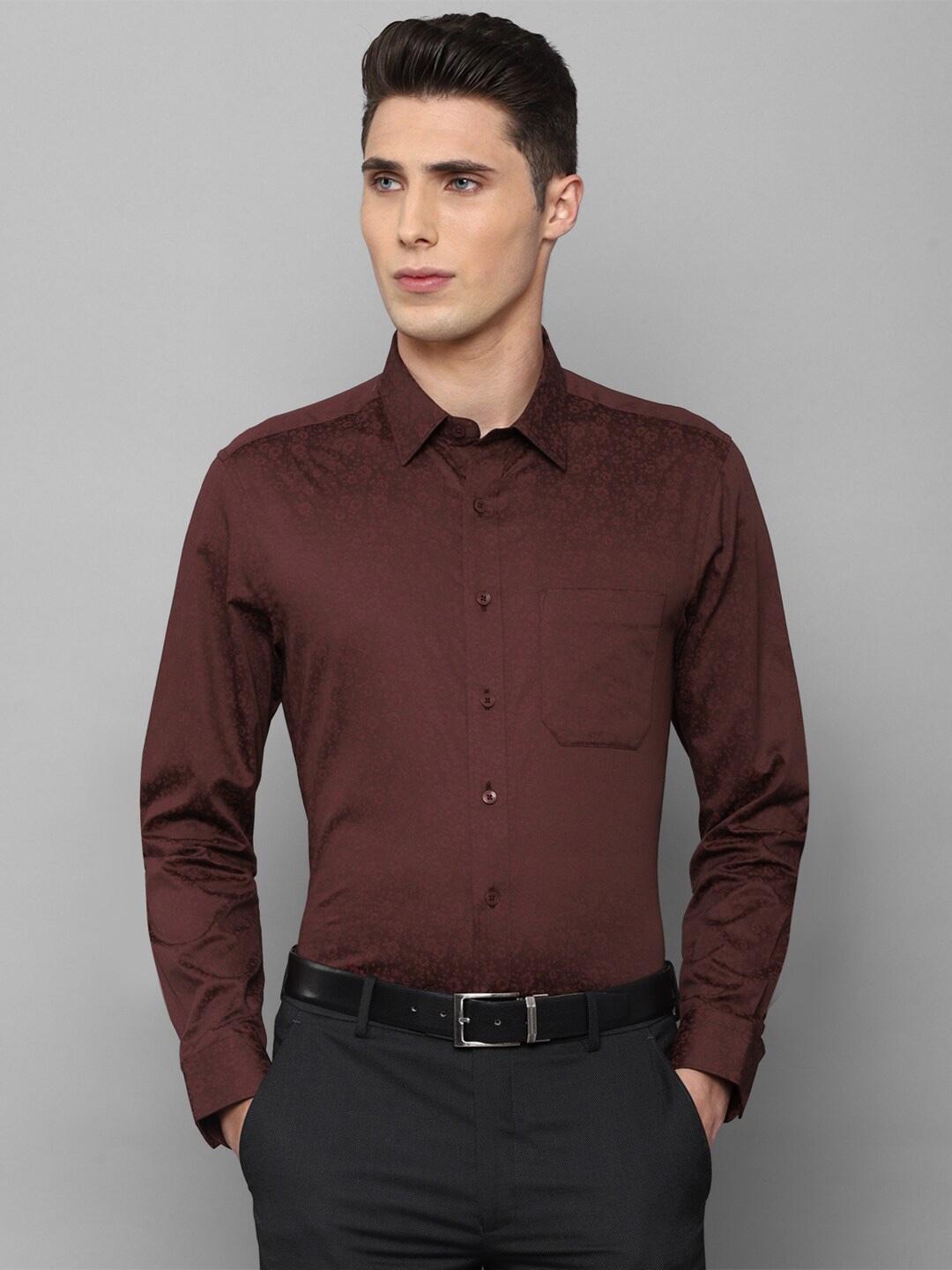 

Louis Philippe Men Maroon Cotton Slim Fit Floral Formal Shirt