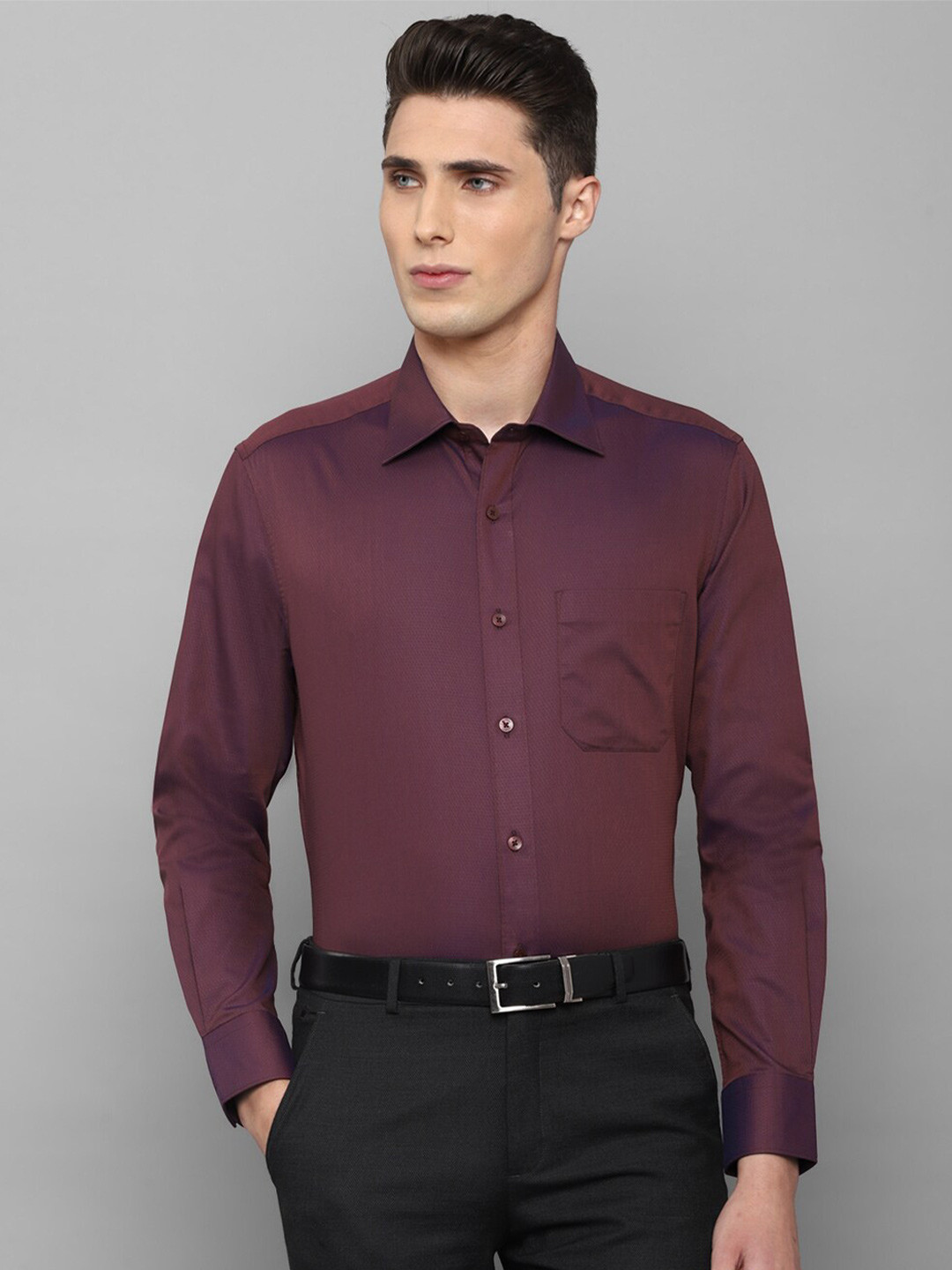 

Louis Philippe Men Maroon Slim Fit Micro Checks Cotton Formal Shirt