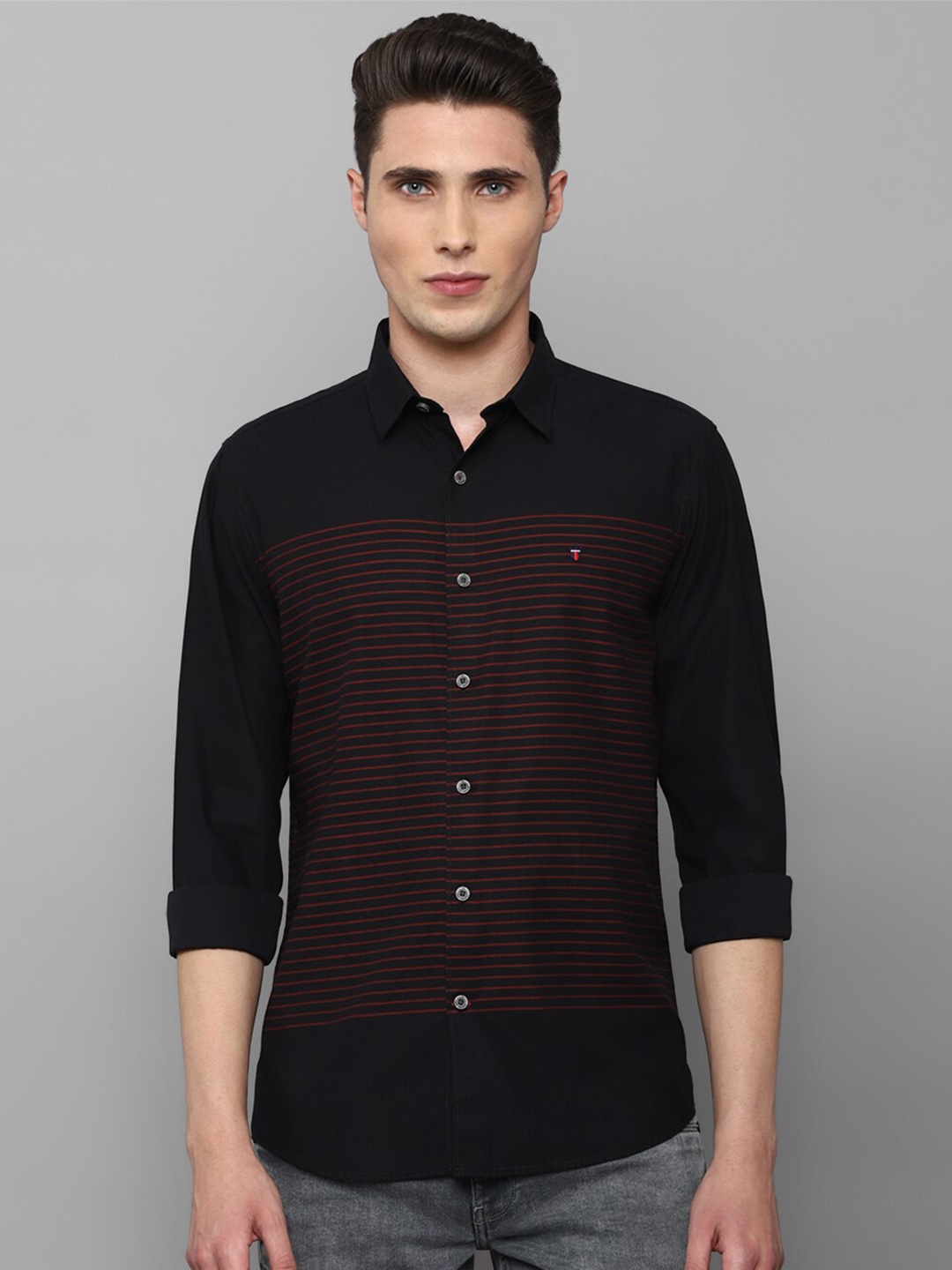 

Louis Philippe Sport Men Black Horizontal Striped Slim Fit Casual Shirt