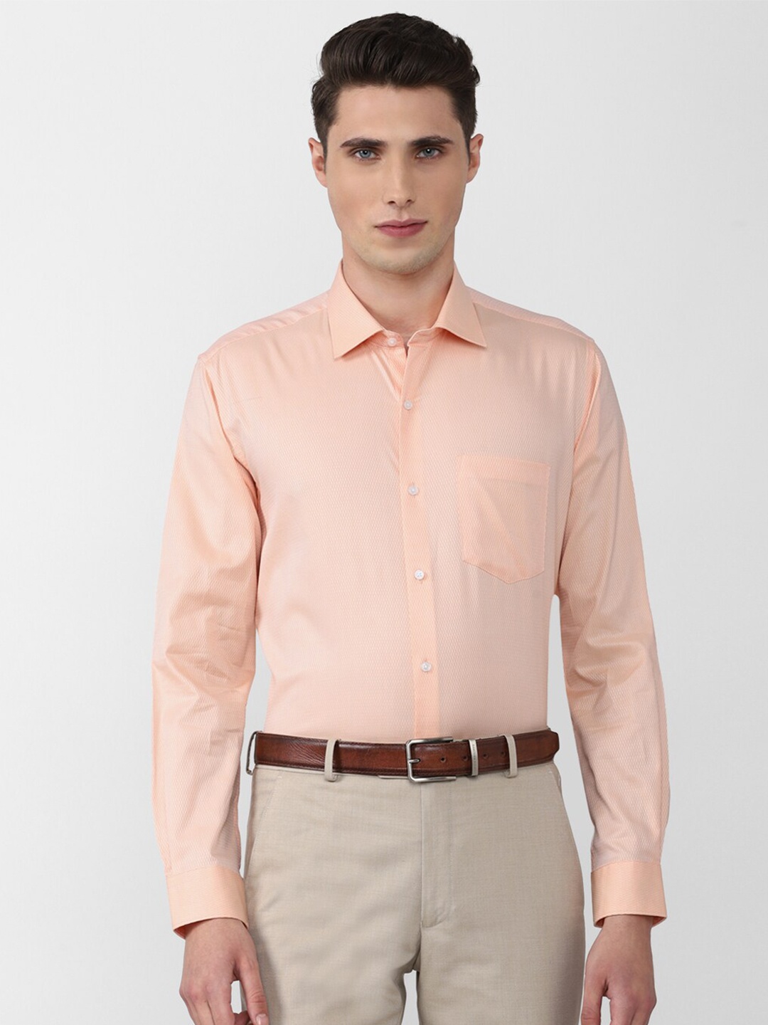 

Van Heusen Men Peach-Coloured Pure Cotton Formal Shirt