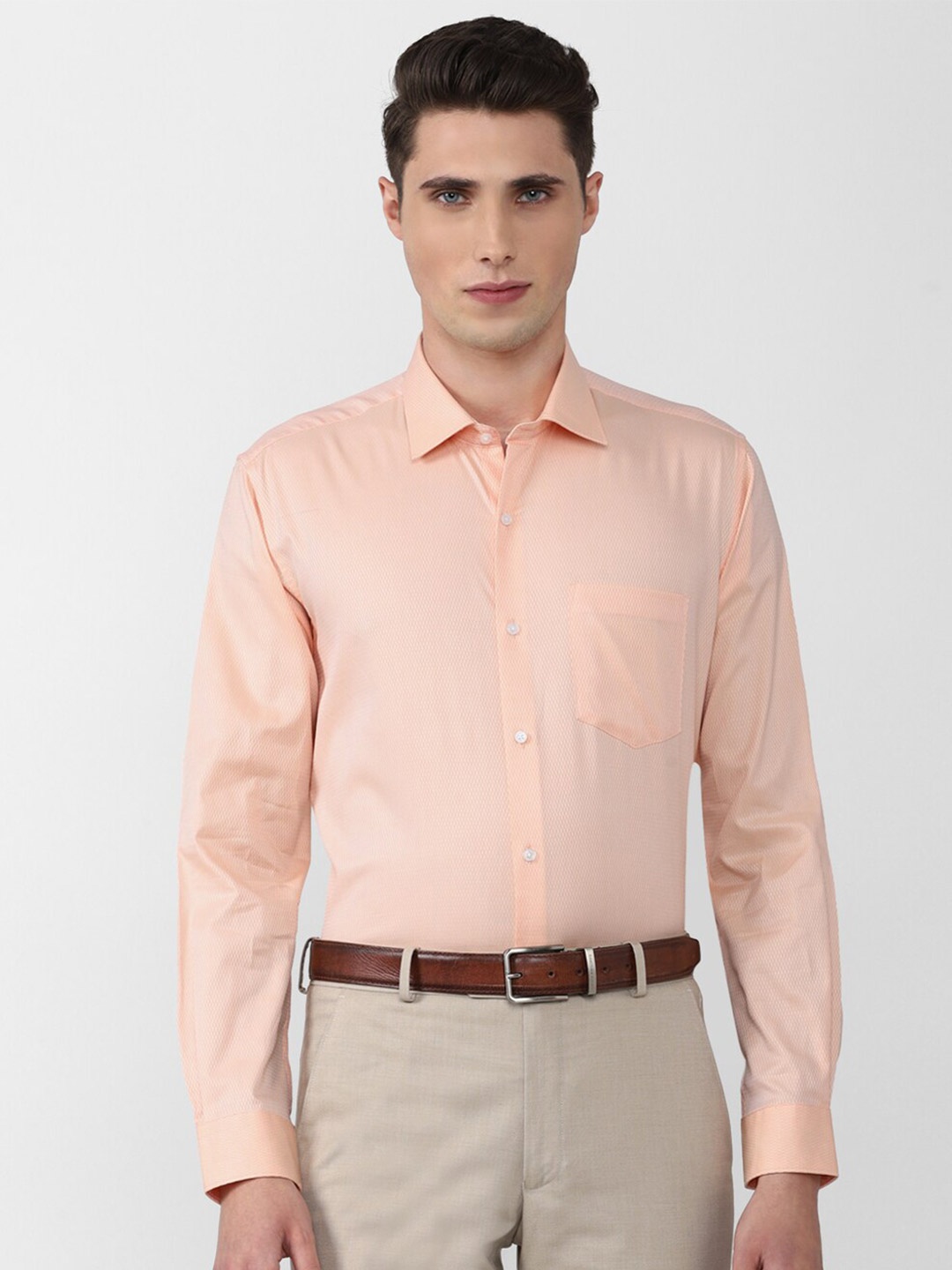 

Van Heusen Men Peach-Coloured Cotton Formal Shirt