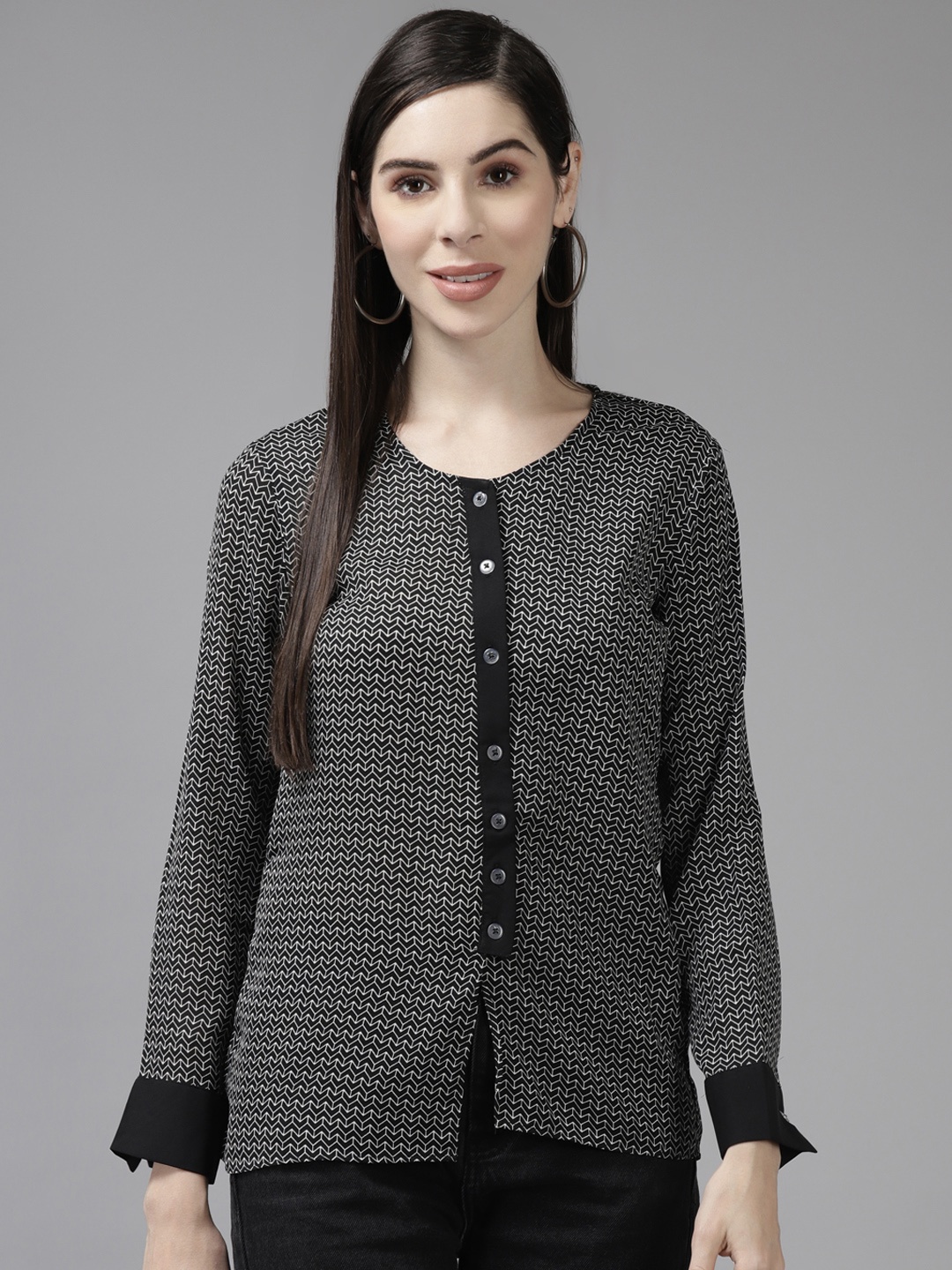

Aarika Women Black Geometric Printed Top