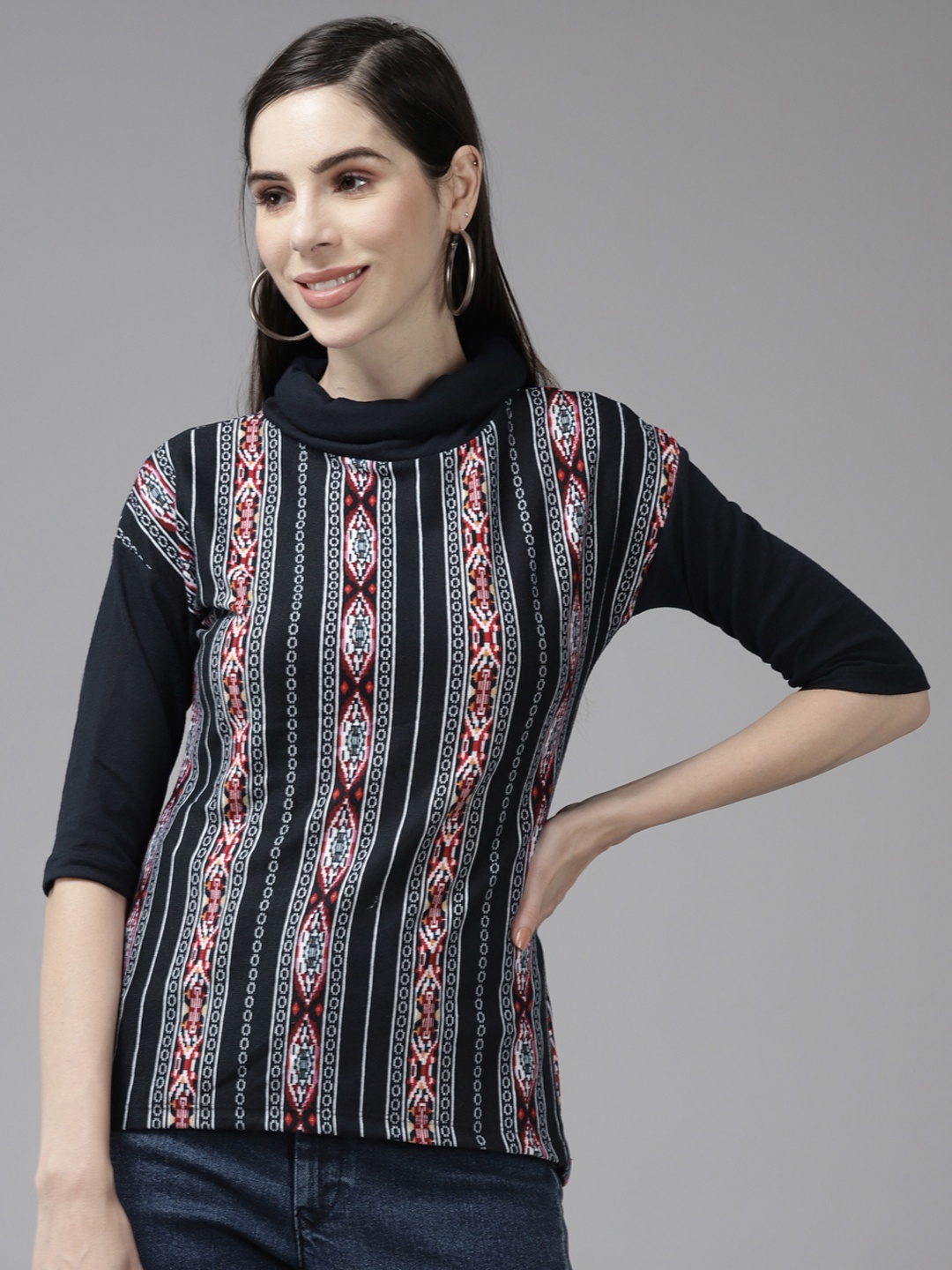 

Aarika Women Black Printed Top