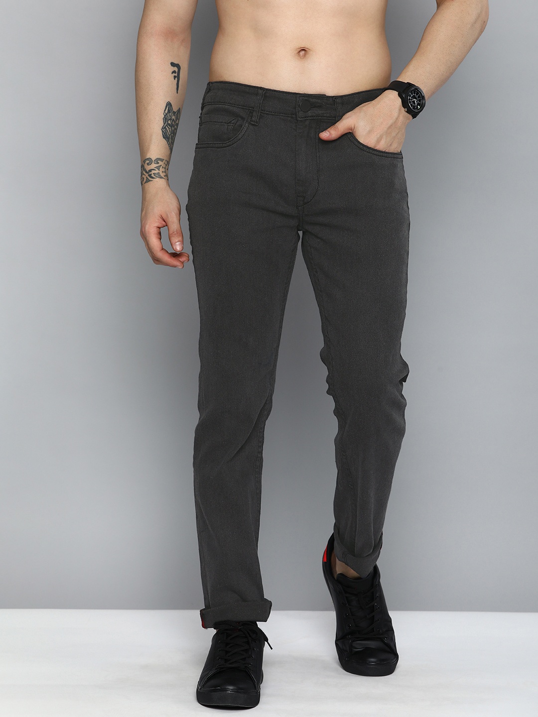

HERE&NOW Men Slim Fit Light Fade Stretchable Jeans, Black
