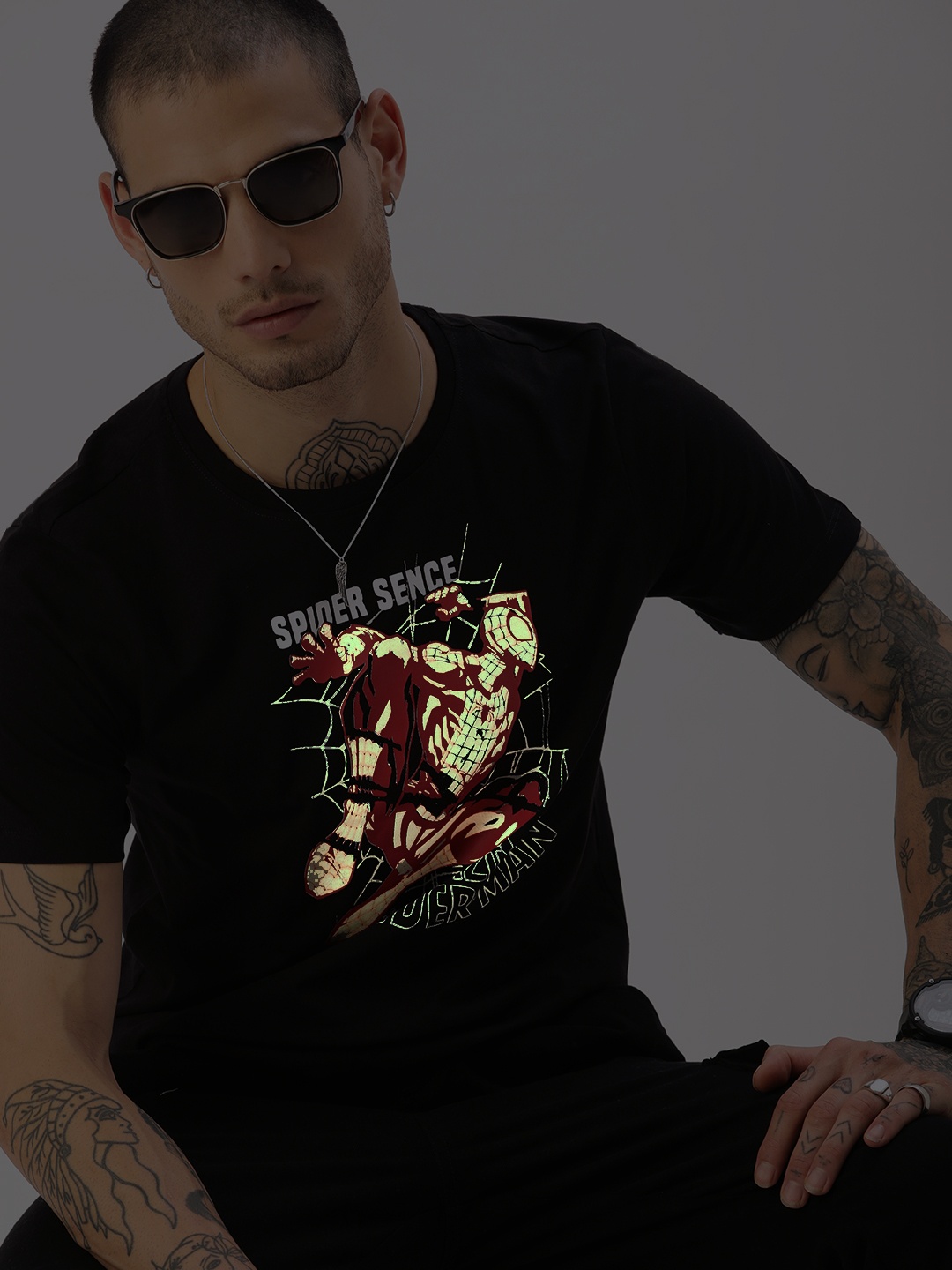 

Kook N Keech Marvel Men Black Cotton Glow-In-Dark Spider-Man Printed T-shirt