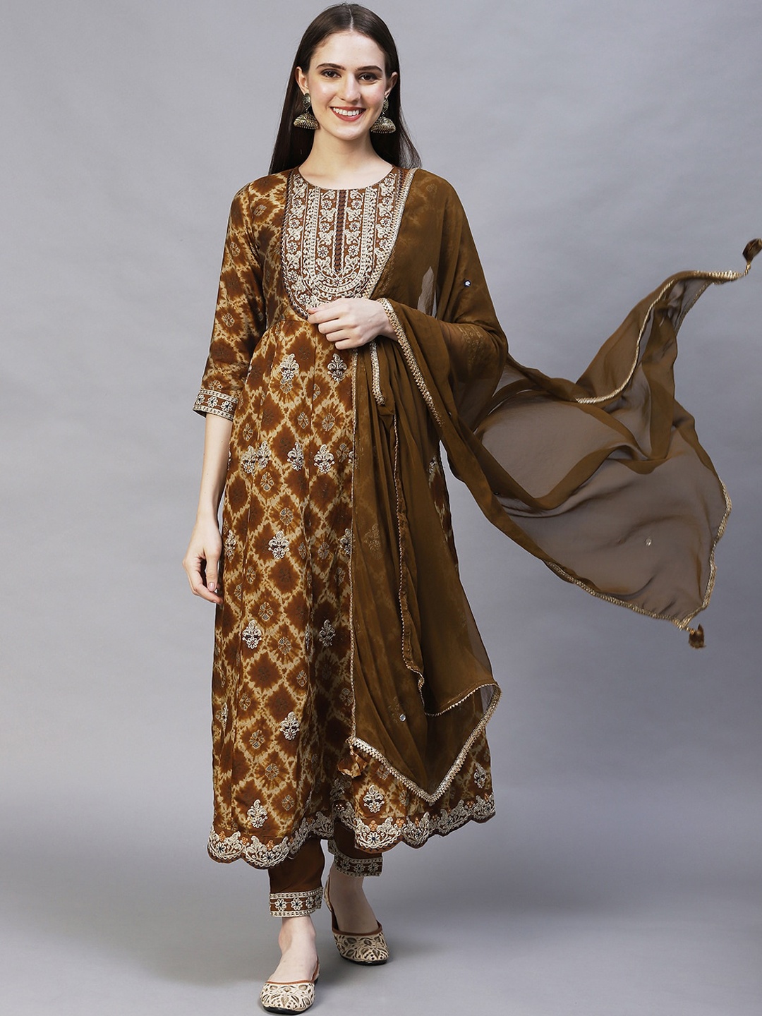 

FASHOR Women Brown Printed Thread Work Kurta with Trouser & With Dupatta Set