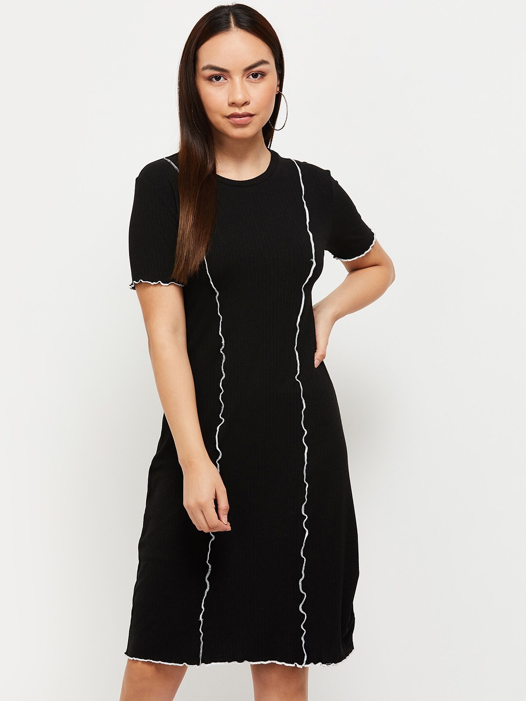 

max Black & White A-Line Puff Sleeves Dress